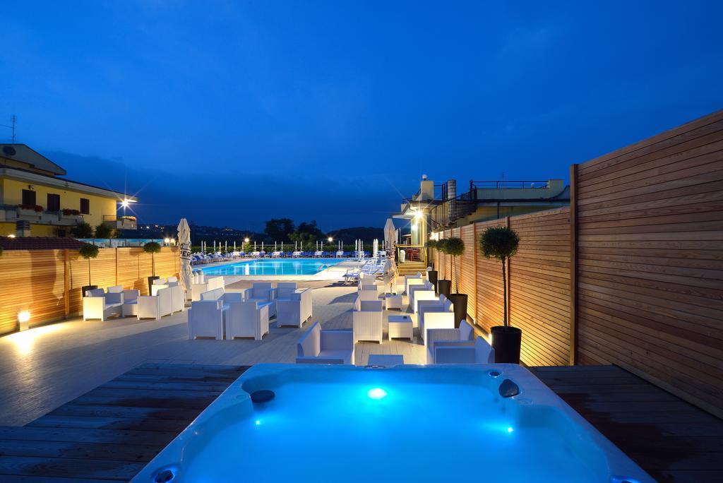 Hotel Ristorante Dante 토르지아노 외부 사진